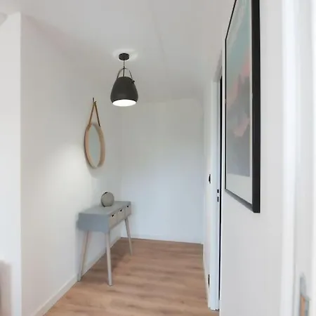 Trois-Pieces Moderne Avec Terrasse Et Parking Salies-de-Béarn